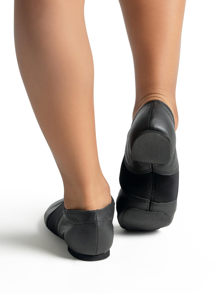 
            
                Load image into Gallery viewer, CAPEZIO - E Series Jazz Shoe Childrens / Leather / Slip On
            
        